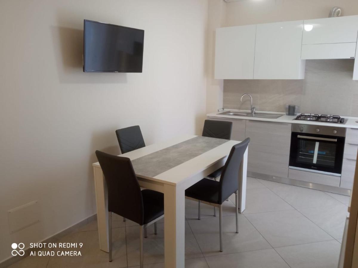צ'פאלו Royal View Apartment מראה חיצוני תמונה