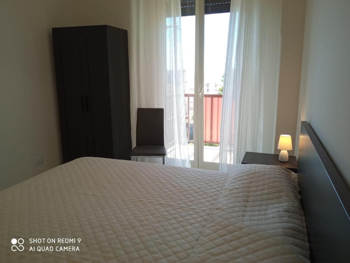 צ'פאלו Royal View Apartment מראה חיצוני תמונה